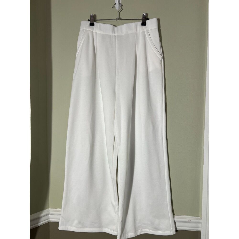 Halara Comfortable Wide Leg Bright White Sweatpants size Large